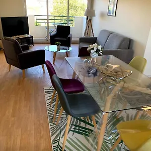 65 M2 Centre 2 Ch Wifi Parking Vannes
